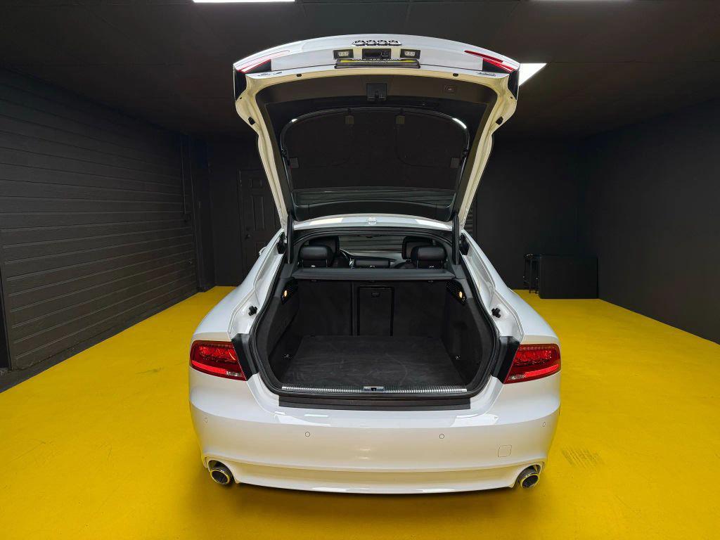 used 2014 Audi A7 car, priced at $18,500