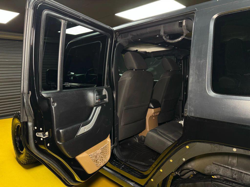 used 2015 Jeep Wrangler Unlimited car, priced at $21,999