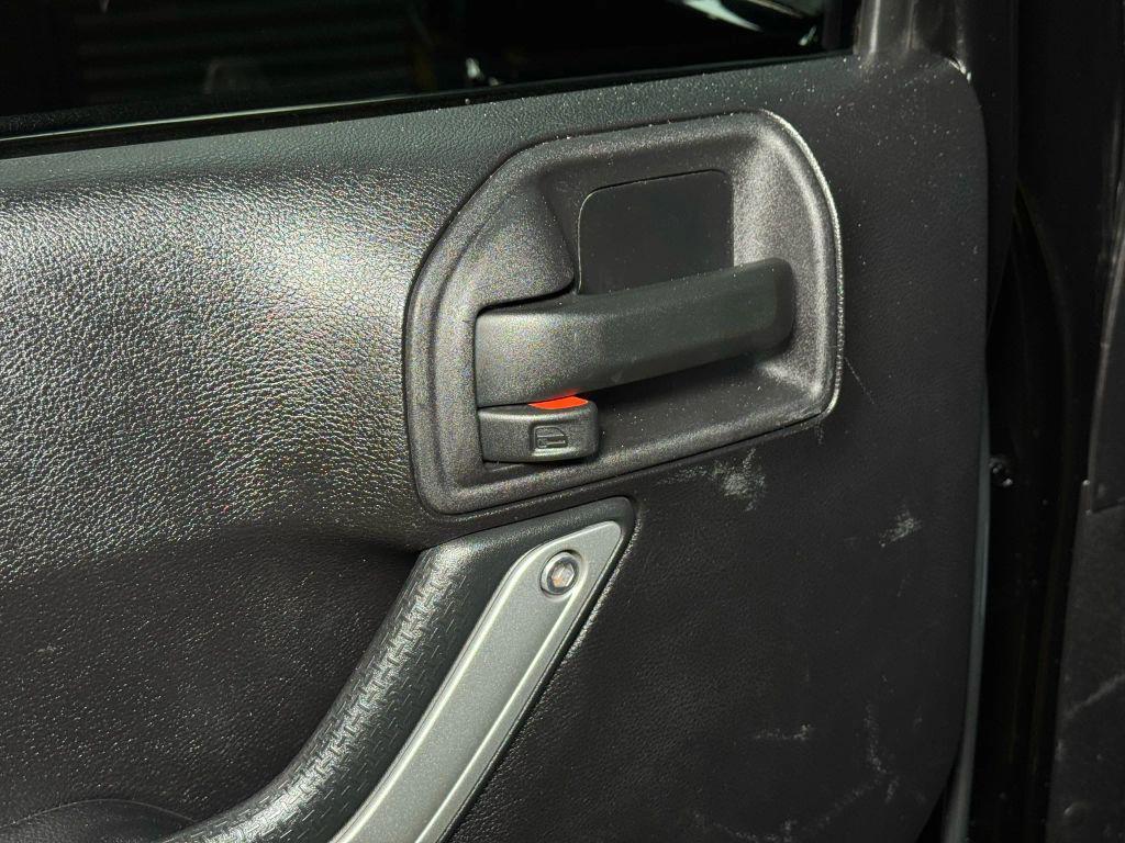 used 2015 Jeep Wrangler Unlimited car, priced at $21,999