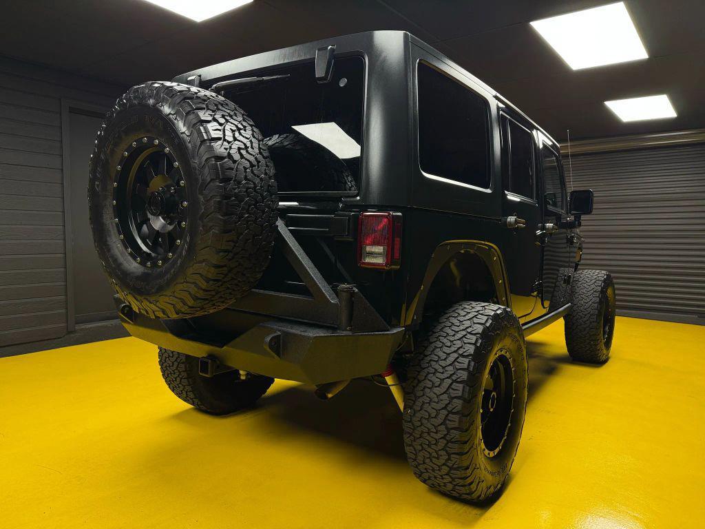 used 2015 Jeep Wrangler Unlimited car, priced at $21,999