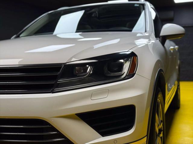 used 2016 Volkswagen Touareg car, priced at $11,900