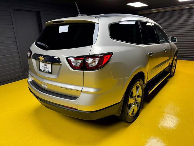 used 2016 Chevrolet Traverse car, priced at $10,000