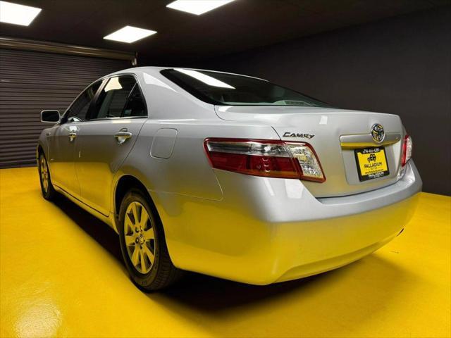 used 2007 Toyota Camry Hybrid car, priced at $7,950