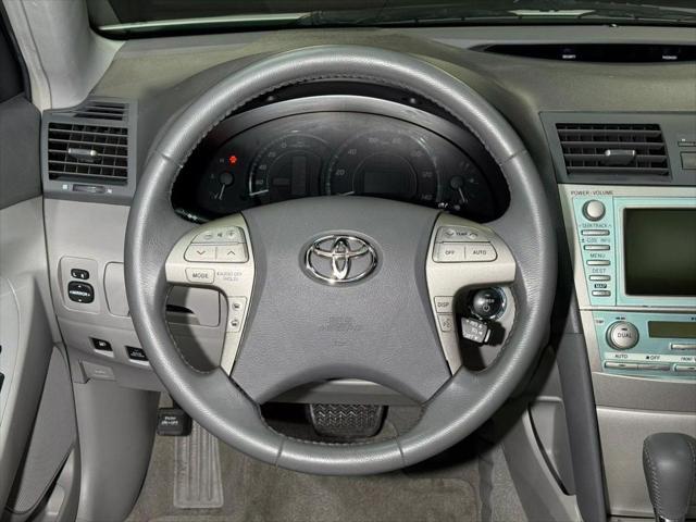 used 2007 Toyota Camry Hybrid car, priced at $7,950