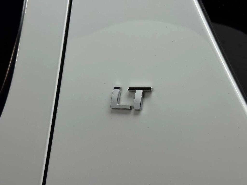 used 2012 Chevrolet Suburban car, priced at $12,500