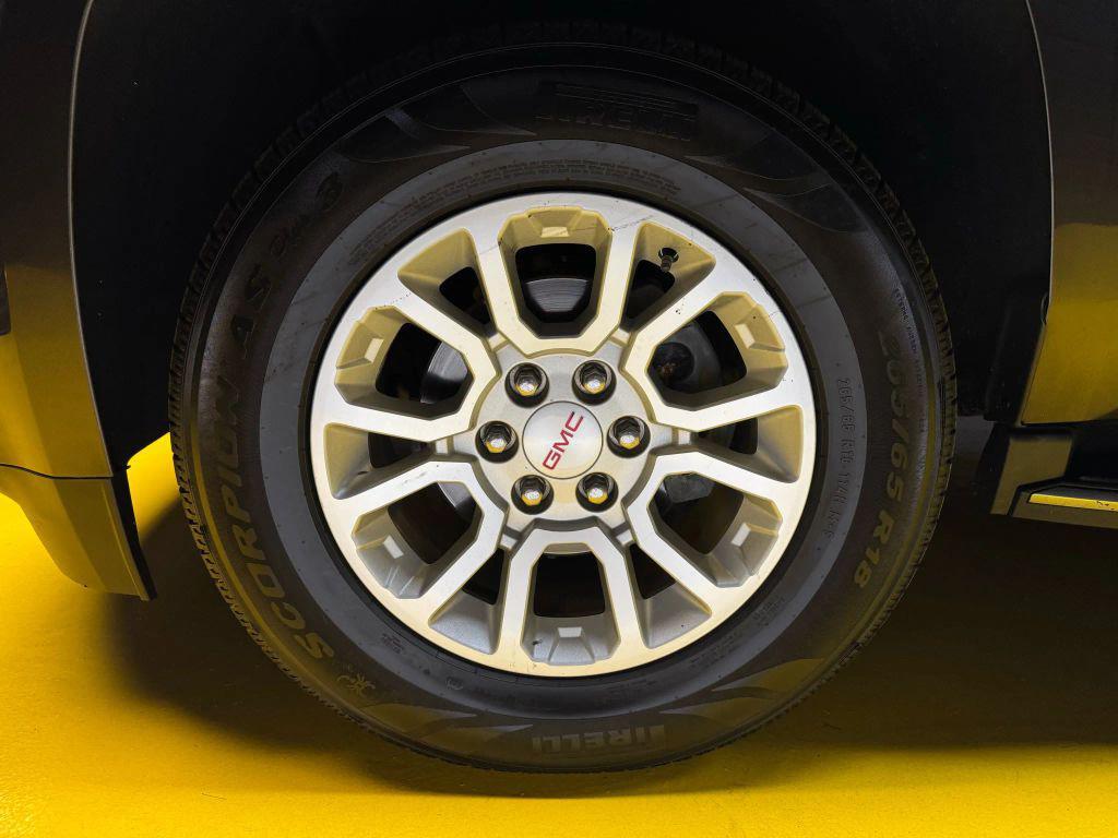 used 2016 GMC Yukon car, priced at $18,750