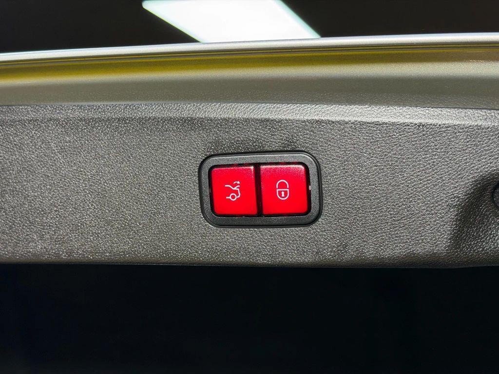 used 2013 Mercedes-Benz E-Class car, priced at $11,997