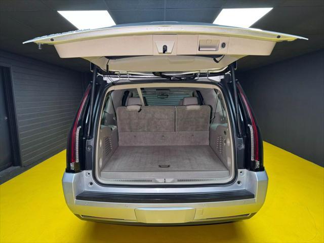 used 2015 Cadillac Escalade ESV car, priced at $18,997