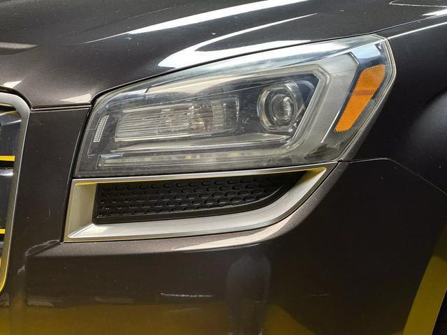 used 2015 GMC Acadia car, priced at $15,200