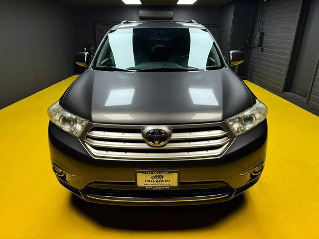 used 2012 Toyota Highlander car, priced at $11,111