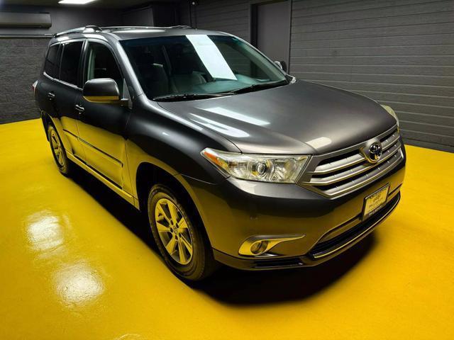 used 2012 Toyota Highlander car, priced at $11,111