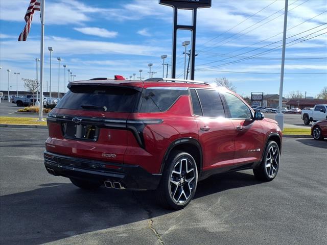 new 2025 Chevrolet Traverse car