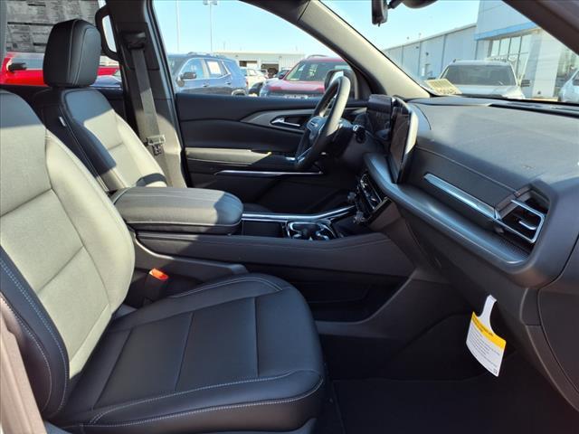 new 2026 Chevrolet Traverse car, priced at $44,960