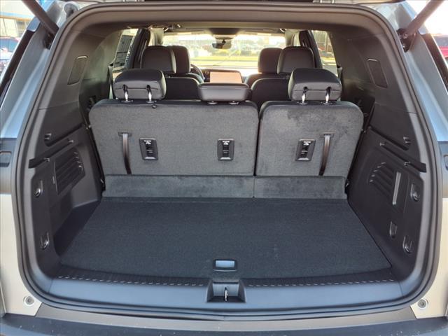 new 2026 Chevrolet Traverse car, priced at $44,960