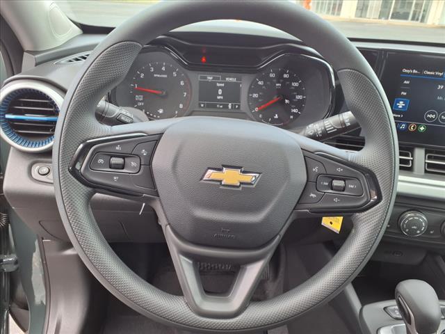new 2025 Chevrolet Trax car, priced at $23,325