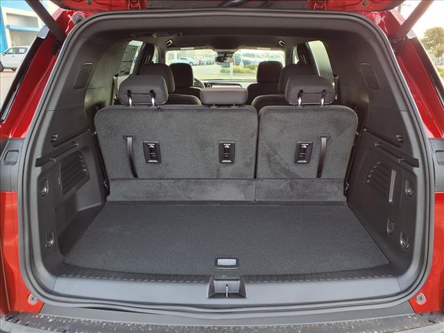 new 2026 Chevrolet Traverse car, priced at $43,230