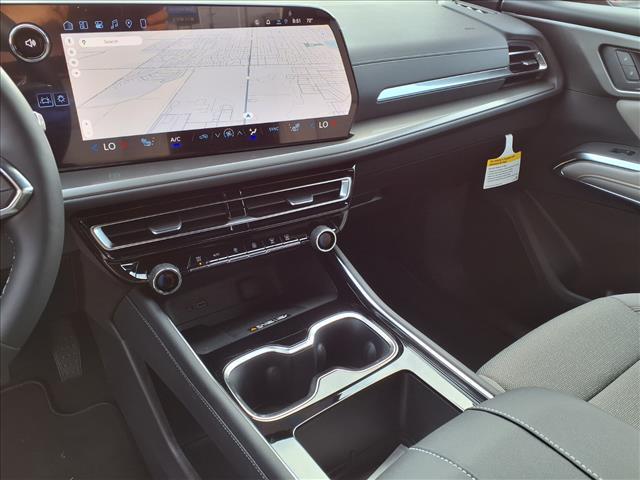 new 2026 Chevrolet Traverse car, priced at $43,230