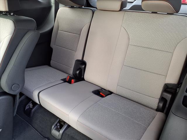 new 2026 Chevrolet Traverse car, priced at $43,230