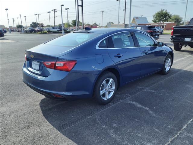 new 2025 Chevrolet Malibu car, priced at $27,035