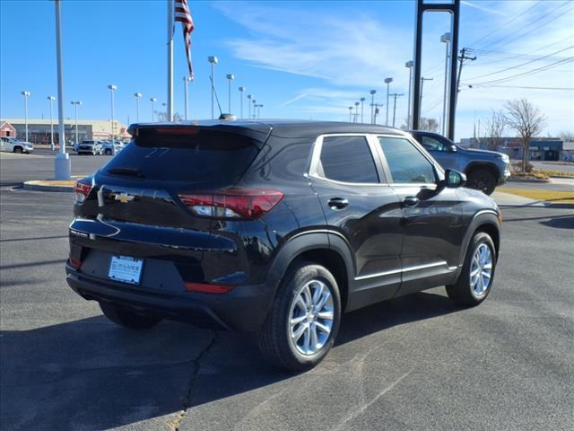 new 2025 Chevrolet TrailBlazer car, priced at $25,325