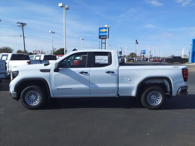 new 2025 GMC Sierra 1500 car, priced at $48,620