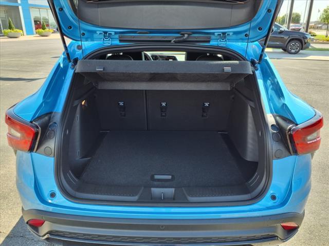 new 2025 Chevrolet Trax car, priced at $27,680