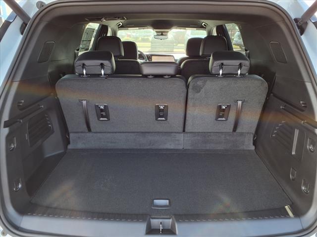 new 2026 Chevrolet Traverse car, priced at $45,955