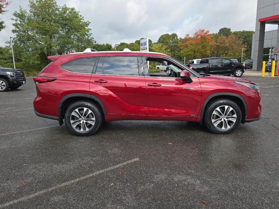 used 2021 Toyota Highlander Hybrid car, priced at $36,865