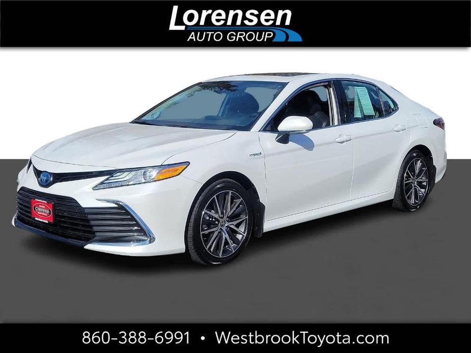 used 2021 Toyota Camry Hybrid car, priced at $28,867