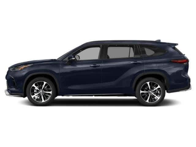 used 2022 Toyota Highlander car, priced at $37,495