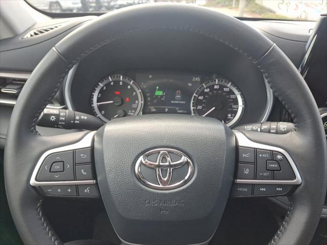 used 2023 Toyota Highlander car, priced at $41,845