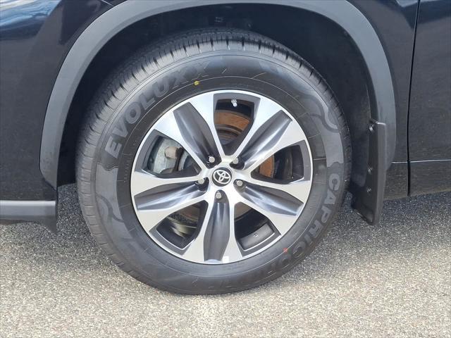 used 2023 Toyota Highlander car, priced at $41,845