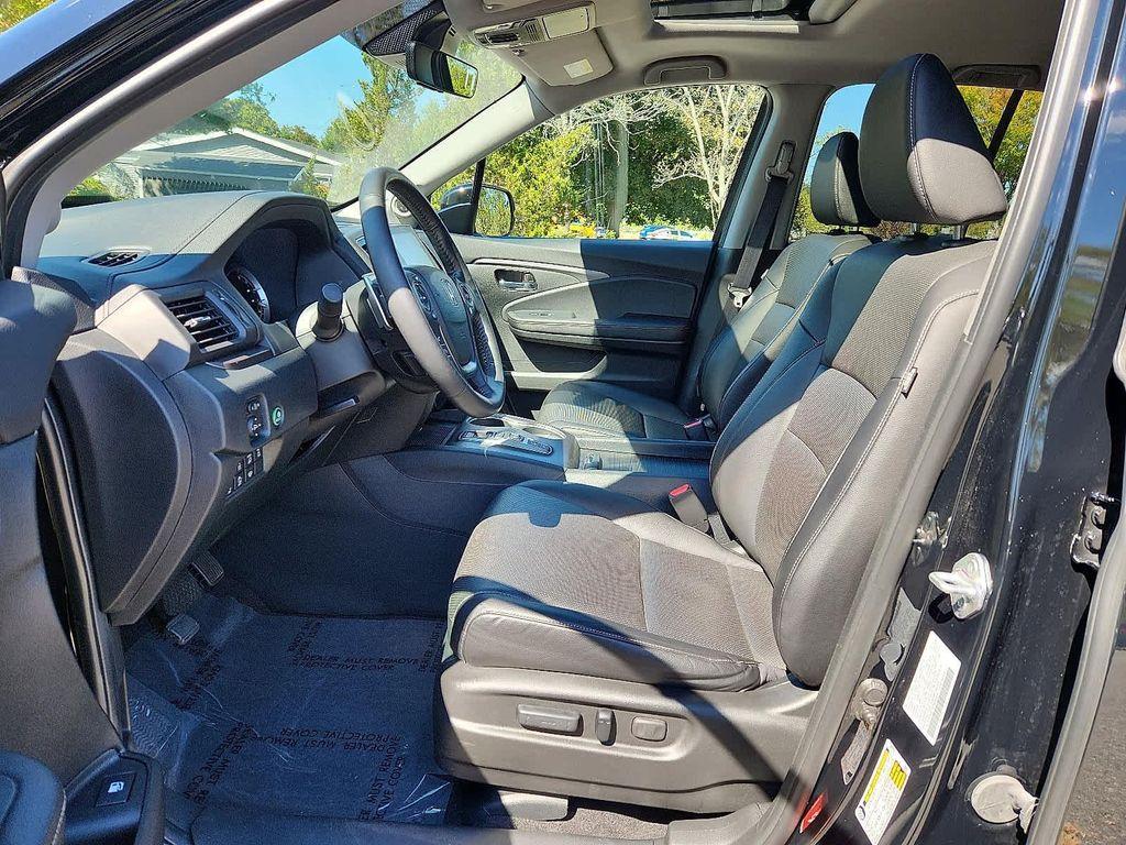 used 2023 Honda Ridgeline car, priced at $34,591