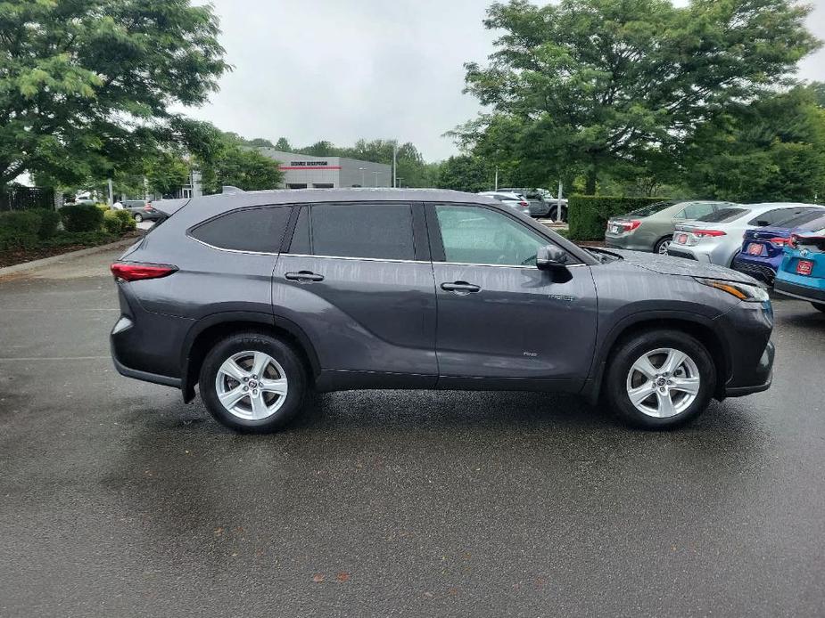 used 2021 Toyota Highlander Hybrid car, priced at $33,127