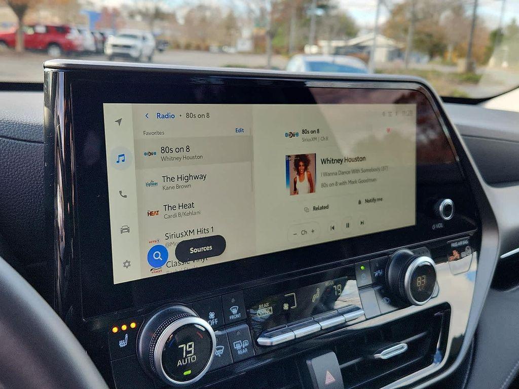 used 2025 Toyota Highlander car, priced at $44,324