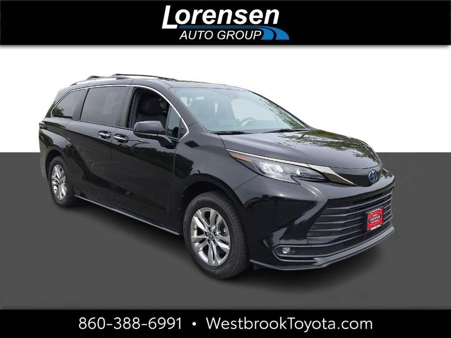 used 2022 Toyota Sienna car, priced at $43,758