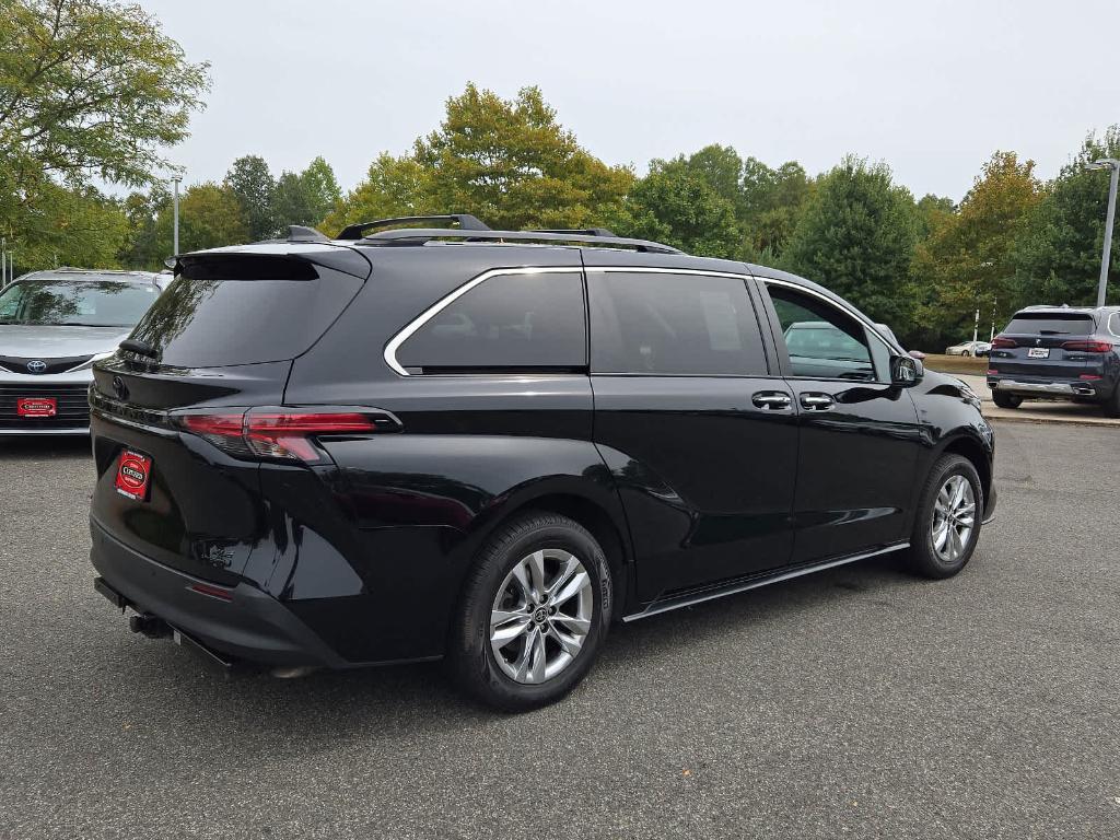 used 2022 Toyota Sienna car, priced at $43,758