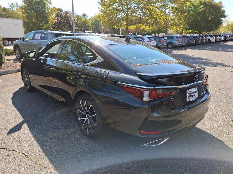 used 2022 Lexus ES 350 car, priced at $35,885