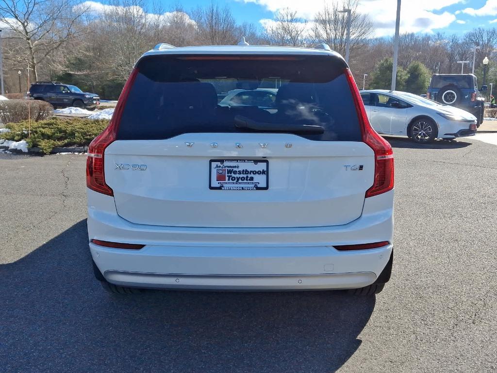 used 2022 Volvo XC90 car, priced at $37,995