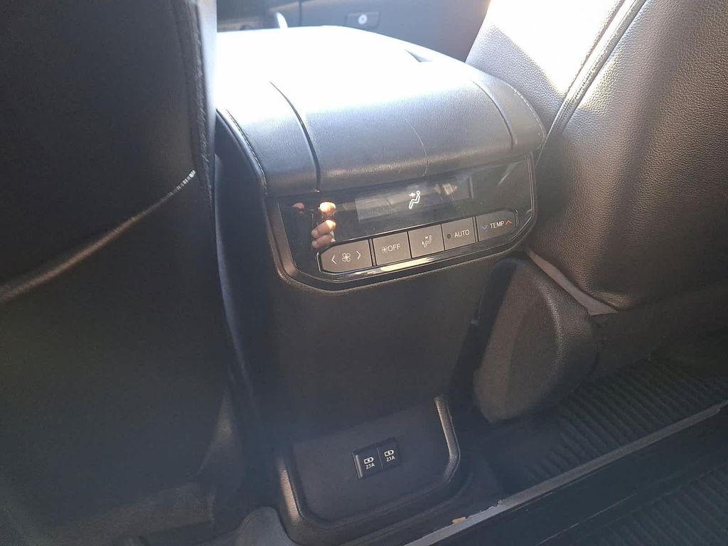 used 2021 Toyota Highlander car, priced at $37,269