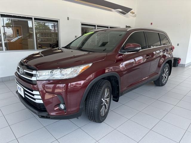 used 2019 Toyota Highlander car, priced at $21,497