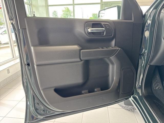 new 2025 Chevrolet Silverado 1500 car, priced at $50,651