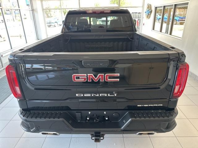 used 2022 GMC Sierra 1500 Limited car, priced at $42,725
