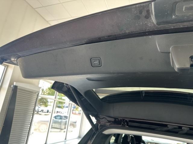 used 2020 Chevrolet Traverse car, priced at $21,299