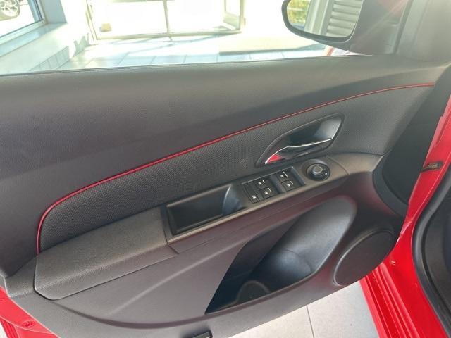used 2014 Chevrolet Cruze car, priced at $9,305