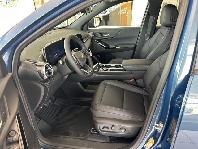 new 2026 Chevrolet Equinox car, priced at $31,768