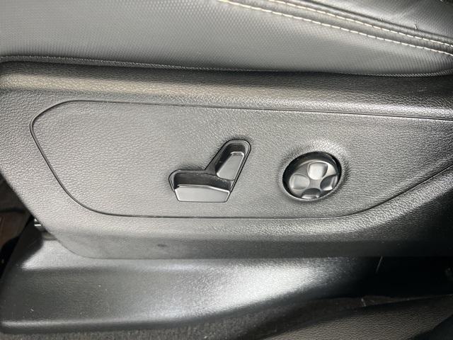 used 2019 Ram 1500 car, priced at $30,763