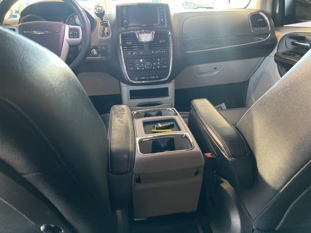 used 2014 Chrysler Town & Country car, priced at $6,725