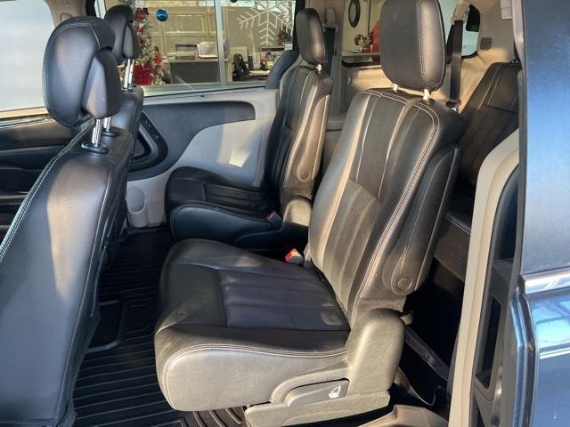 used 2014 Chrysler Town & Country car, priced at $6,725