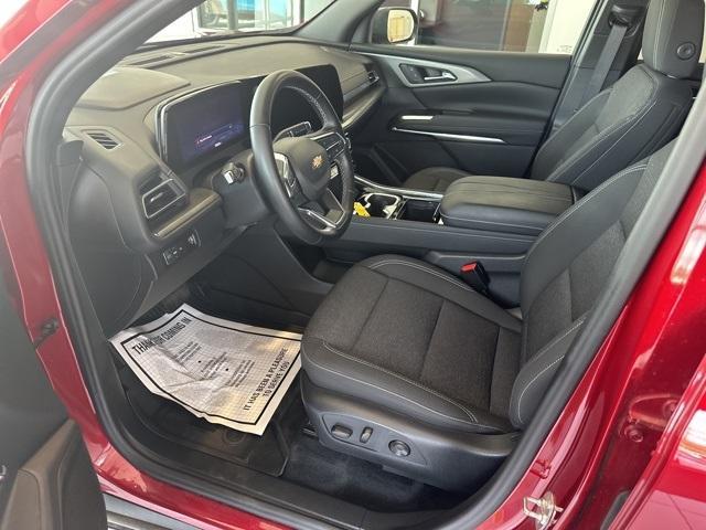 used 2024 Chevrolet Traverse car, priced at $38,225